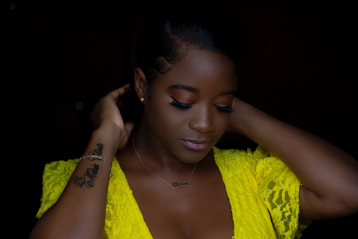 Best Tattoo Colors for Dark Skin: Find Your Perfect Shade!
